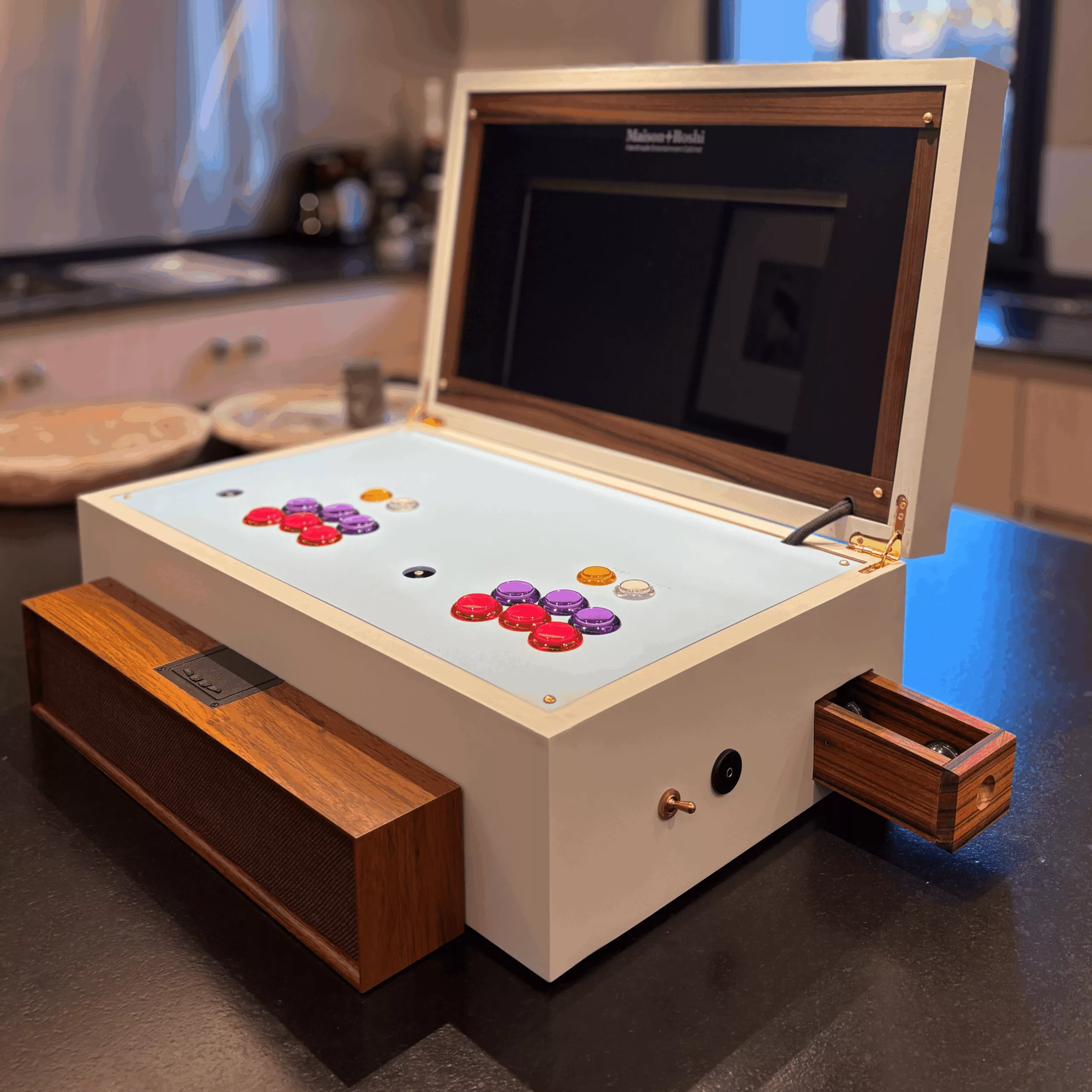 Marianna Handheld Arcade Cabinet - Lumina - Image 4